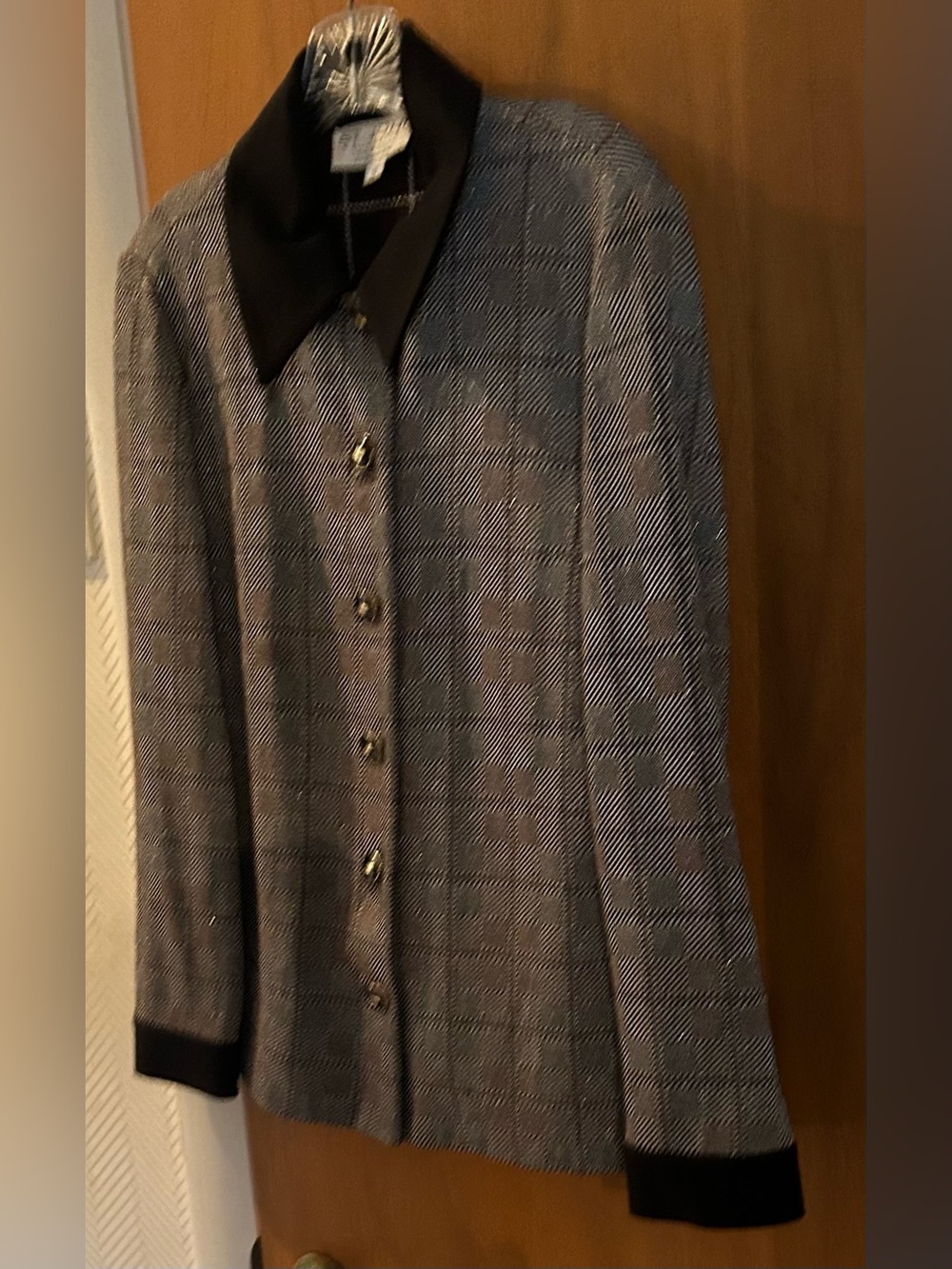 New St John Knit Black Silver Shimmer Suit size 12 made USA by Marie Gray